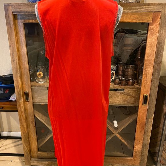 Radiant Red Vintage Vanity Fair size M gown - Picture 5 of 6